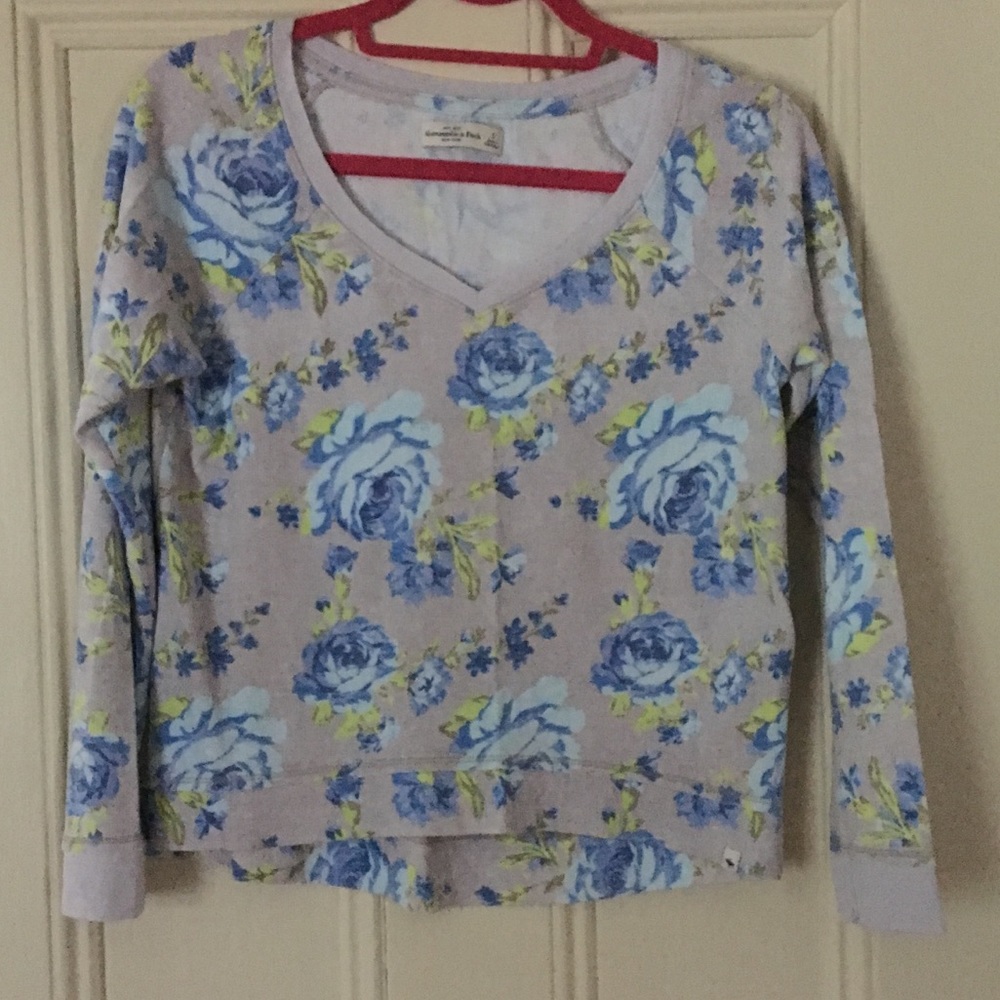 Abercrombie & Fitch LS cropped shirt